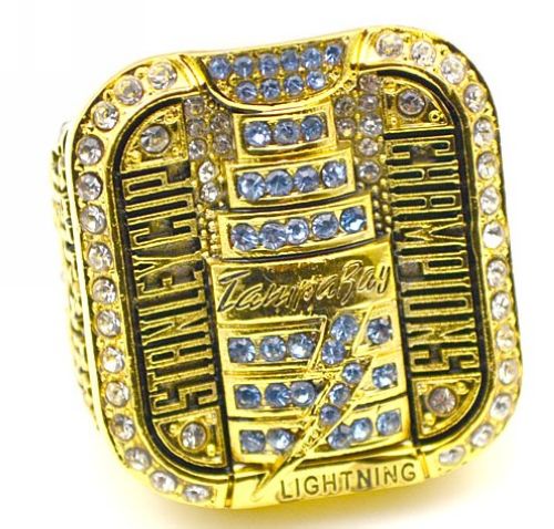 NHL Tampa Bay Lightning World Champions Gold Ring