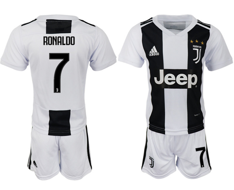 2018 19 Juventus 7 RONALDO Home Youth Soccer Jersey