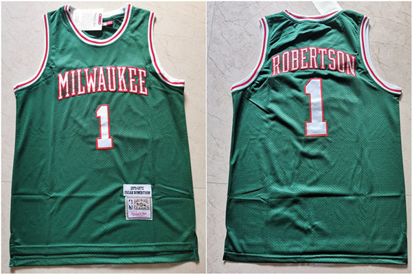 Bucks 1 Oscar Robertson Green 1971 72 Hardwood Classics Jersey