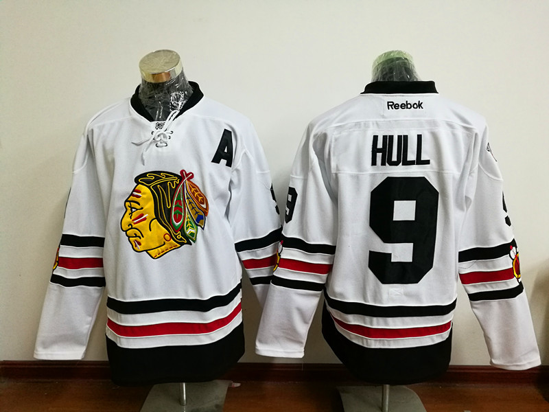 Chicago Blackhawks 9 Bobby Hull 2017 Winter Classic White Stitched NHL Jersey