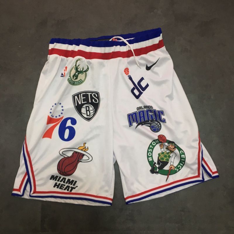 Men's supreme White  Shorts